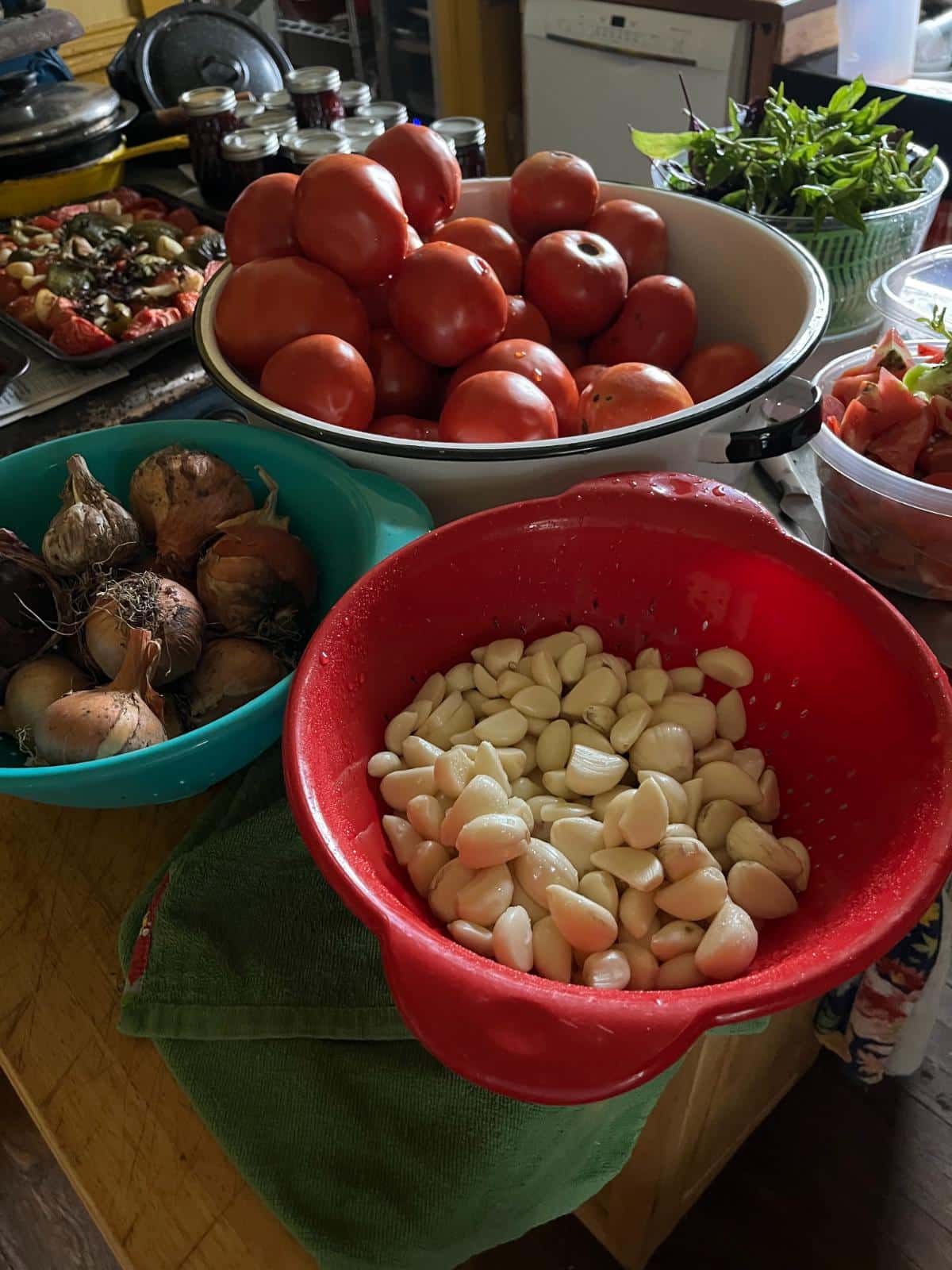 Whole peeled garlic cloves